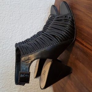 Vince Camuto Black Leather Peep Toe Braided  Heeled Bootie/Sandal Neutral Sz.9M